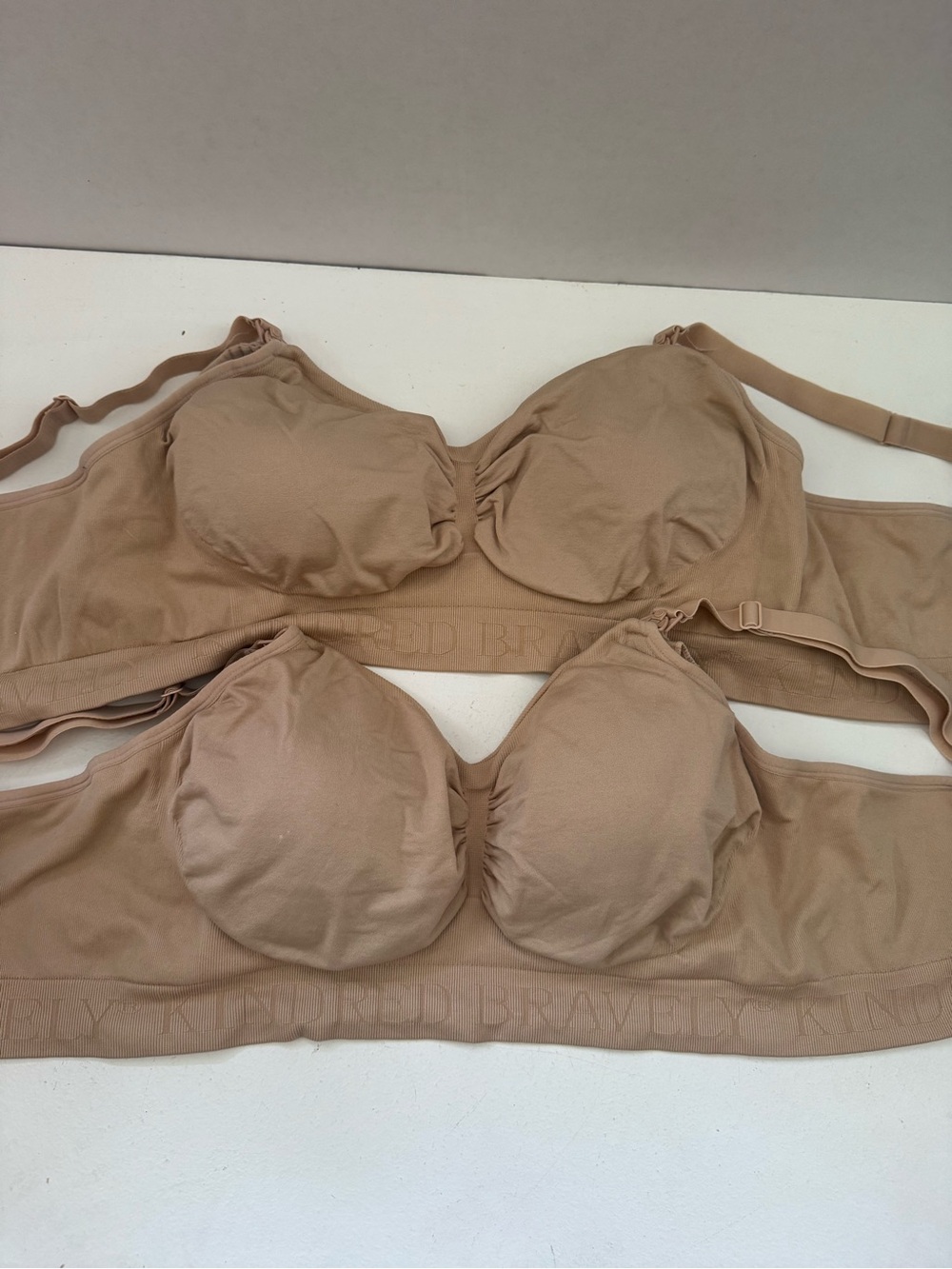Kindred Bravely Cream Wireless nursing and pumping bra Medium Busty